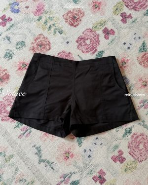 Mini shorts